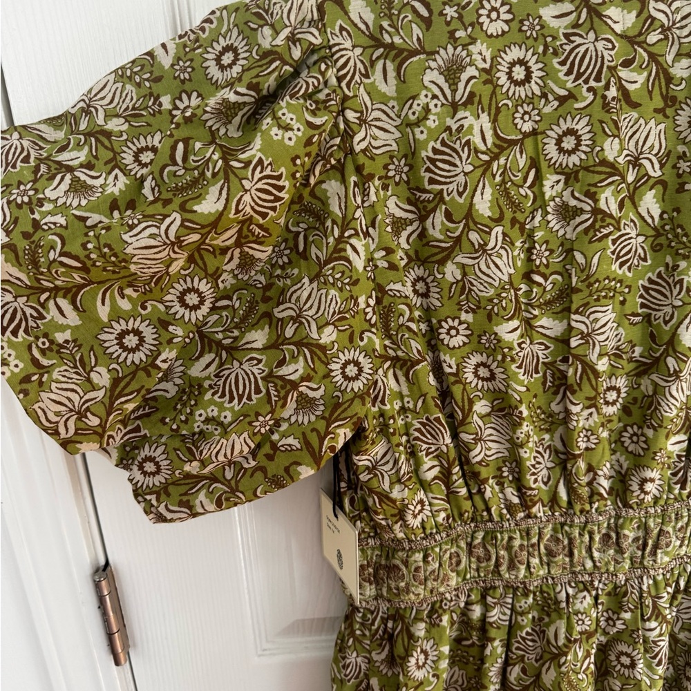 1X Léa Green 🌿 Puff Sleeves, Smocked Waist, Pockets! Perfect spring or easter. - Picture 5 of 8